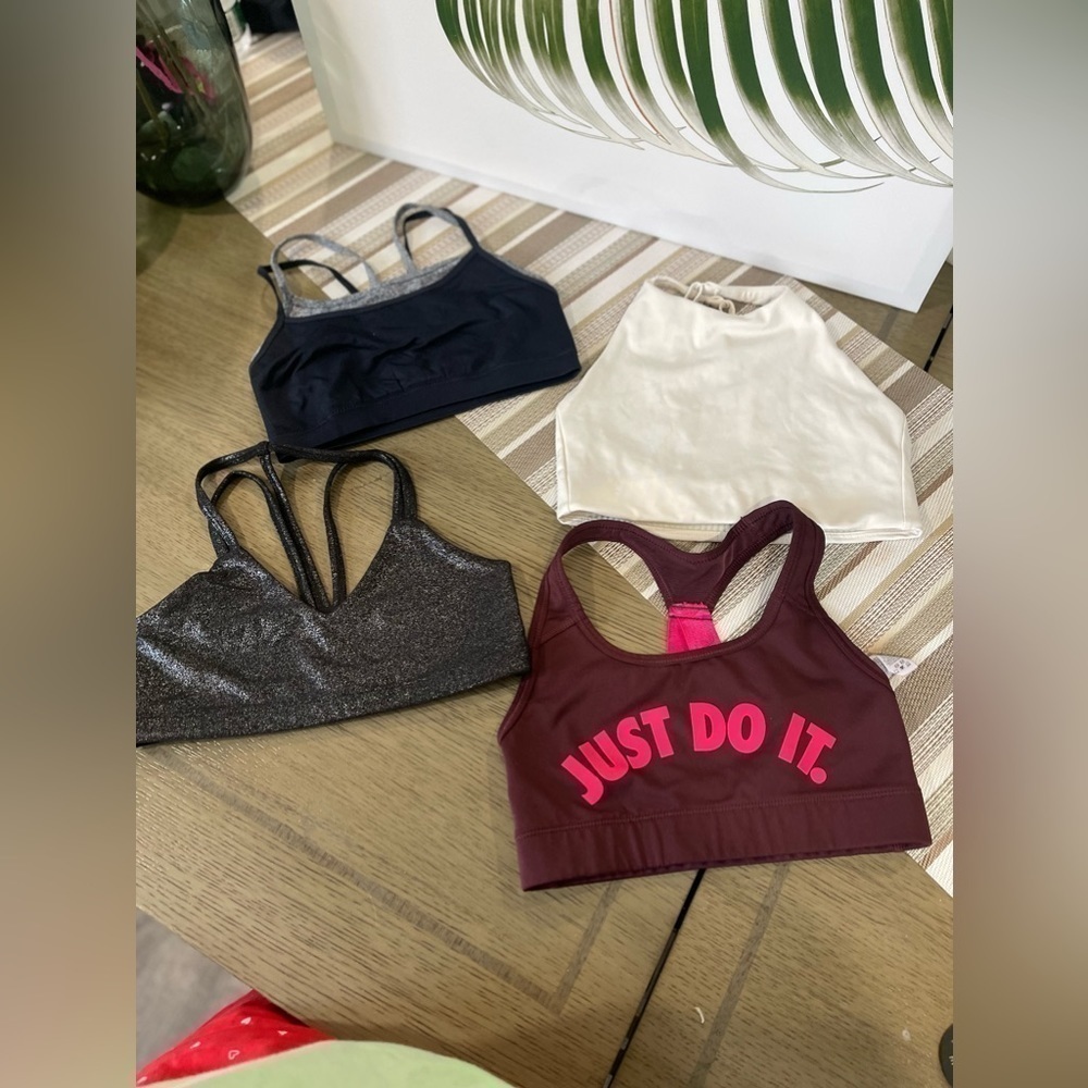 nike sports bra